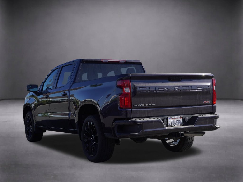 Used 2024 Chevrolet Silverado 1500 RST RWD image 3