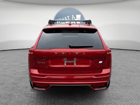 Used 2023 Volvo XC60 T8 Ultimate AWD/4WD image 5