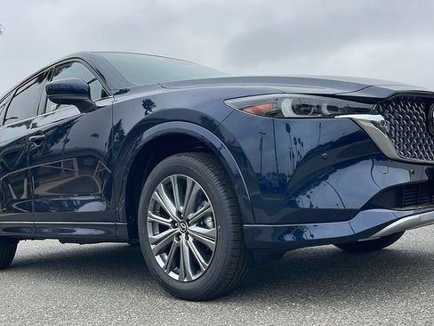 New 2025 MAZDA CX-5 Signature image 5