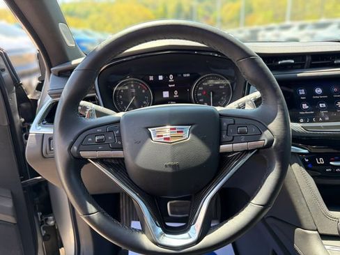 Certified 2025 Cadillac XT6 Sport w/ Technology Package AWD/4WD image 19