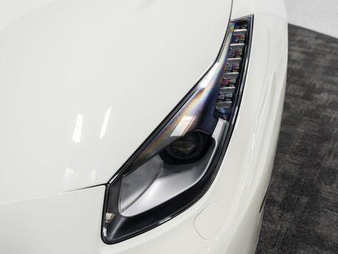 Used 2016 Ferrari 488 GTB RWD image 19