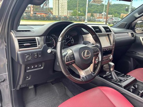 Used 2021 Lexus GX 460 Premium w/ Premium Package AWD/4WD image 11