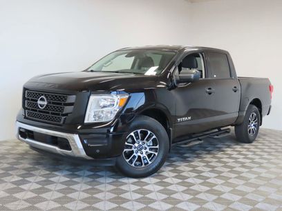 Used 2024 Nissan Titan SV w/ SV Convenience Package
