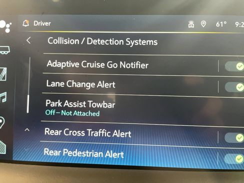 Used 2024 Chevrolet Suburban High Country image 40