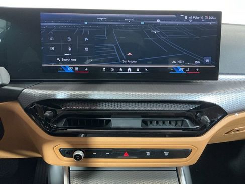 New 2026 BMW 330i Sedan w/ Premium Package image 11