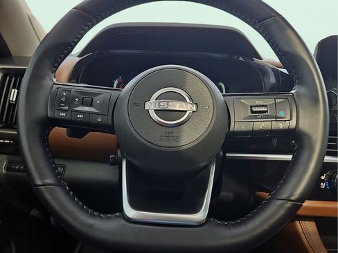 Used 2025 Nissan Pathfinder Platinum w/ Cargo Package FWD image 23