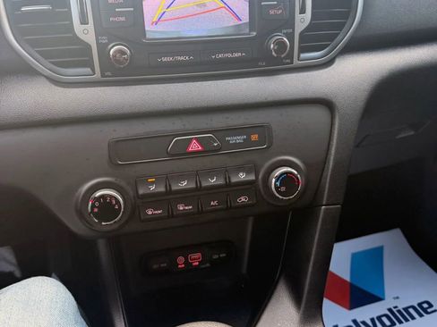 Used 2019 Kia Sportage LX image 7
