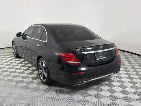 Used 2019 Mercedes-Benz E 300 4MATIC w/ Premium 1 Package image 7