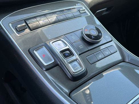 Used 2022 Hyundai Santa Fe XRT image 16