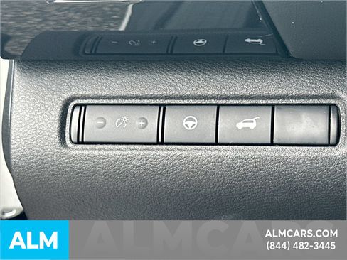 Used 2025 Nissan Pathfinder SV FWD image 37