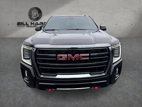 Used 2022 GMC Yukon AT4 w/ Technology Package AWD/4WD image 2