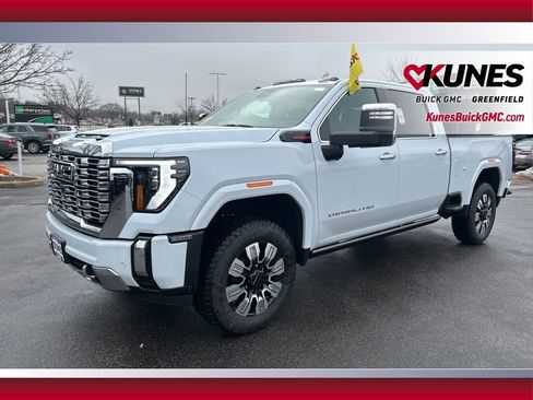 New 2026 GMC Sierra 3500 Denali w/ Denali Reserve Package image 12