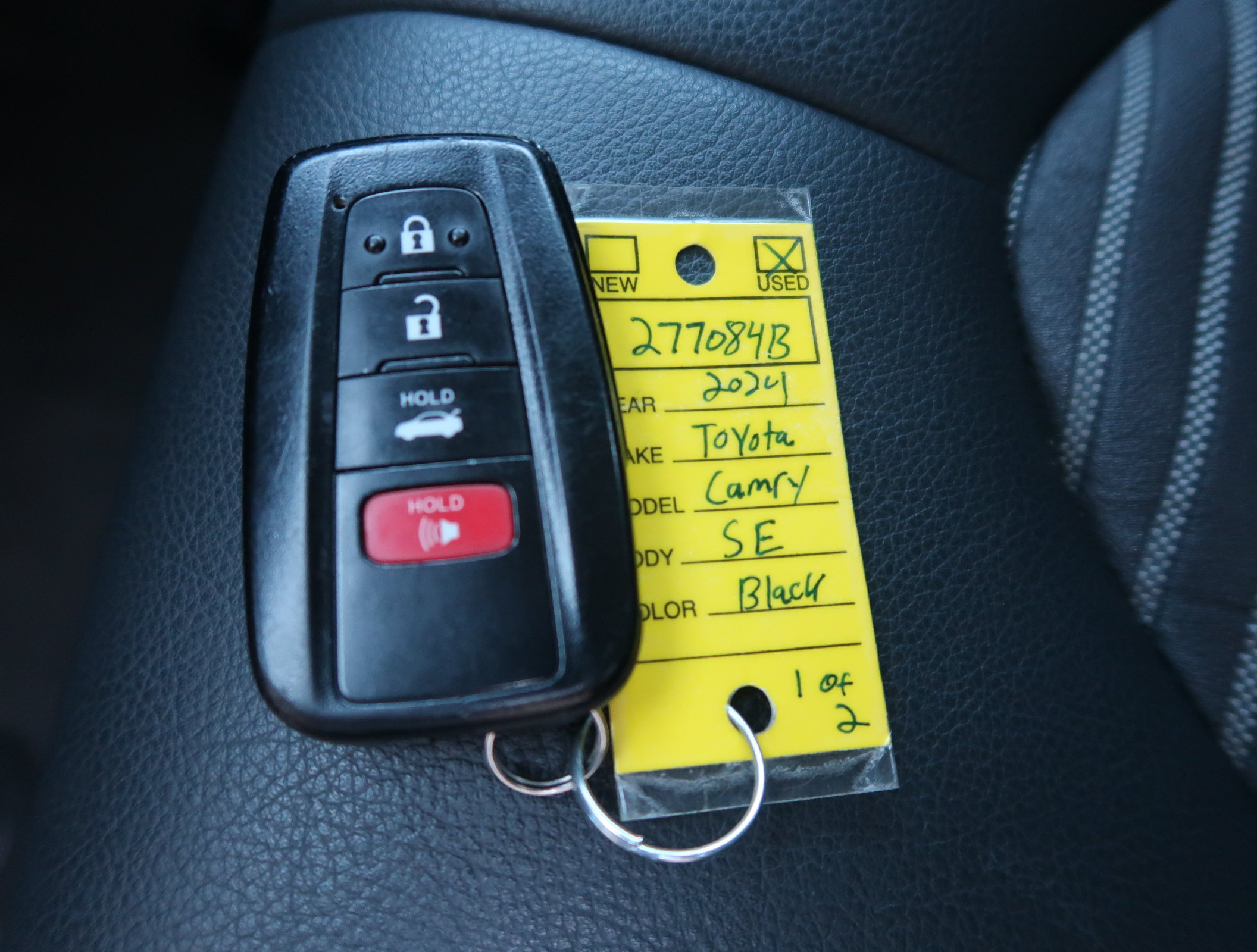 Used 2024 Toyota Camry SE w/ Convenience Package FWD image 45