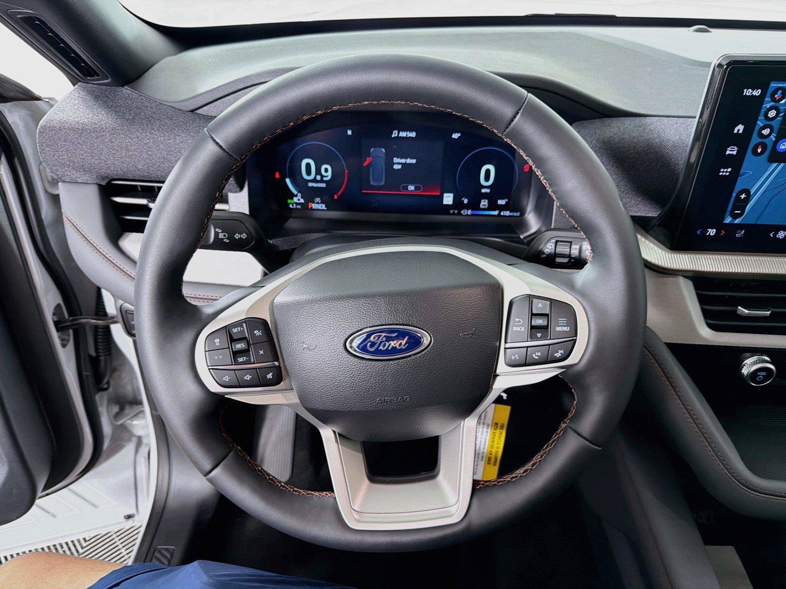 New 2027 Ford Explorer Active w/ Active Comfort Package AWD/4WD image 3