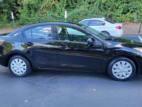 Used 2010 MAZDA MAZDA3 i Sport FWD image 5