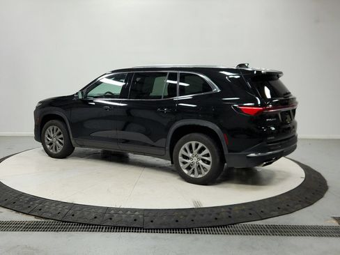 Used 2025 Buick Enclave Preferred w/ Power Package FWD image 6