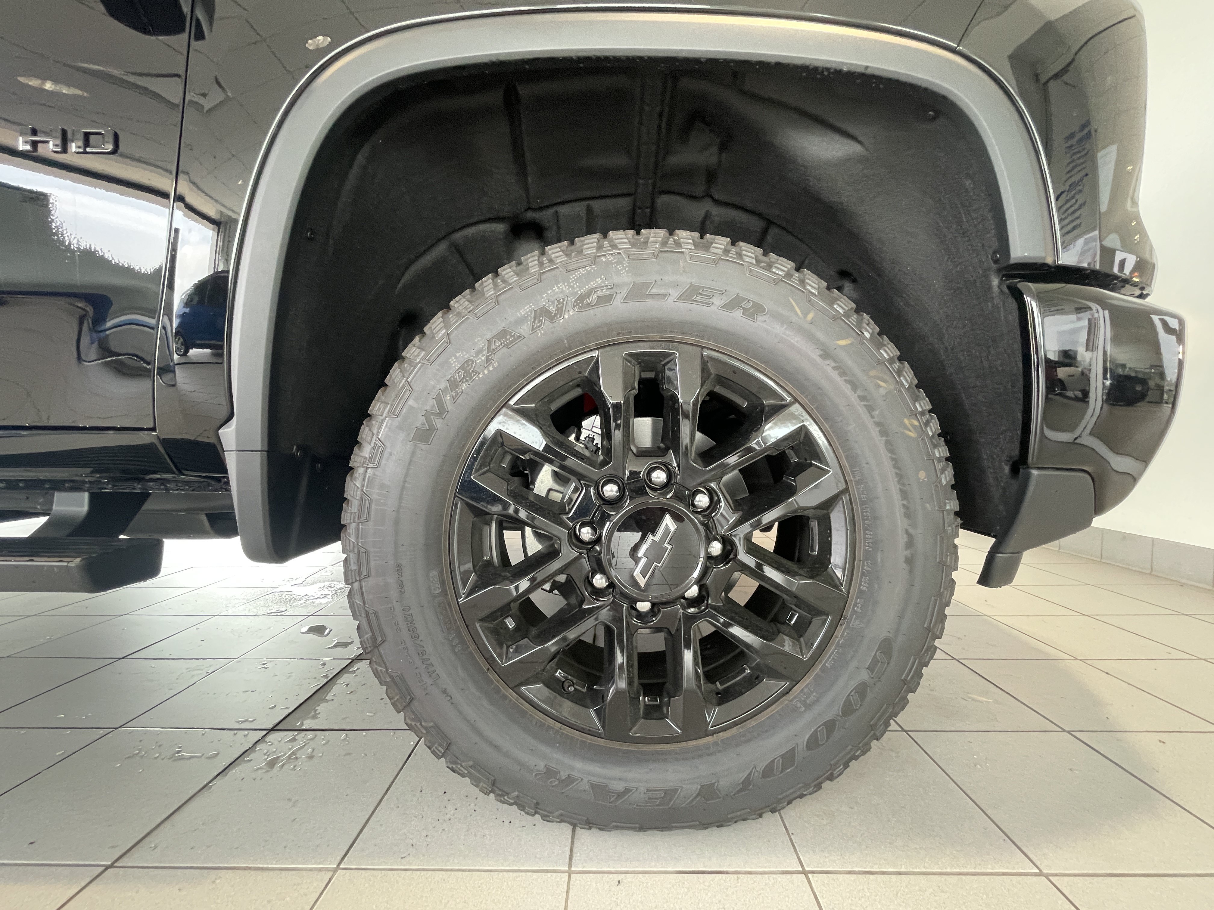New 2026 Chevrolet Silverado 2500 Custom w/ Custom Value Package AWD/4WD image 10