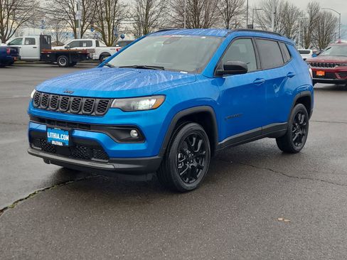 New 2026 Jeep Compass Latitude AWD/4WD image 1