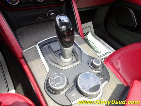 Used 2018 Alfa Romeo Stelvio Ti AWD/4WD image 18