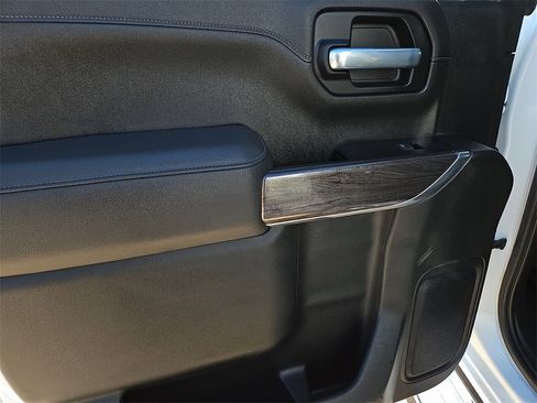 Used 2021 Chevrolet Silverado 1500 LTZ w/ Safety Package II image 15