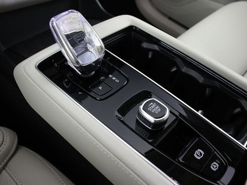 New 2026 Volvo XC90 T8 Ultra AWD/4WD image 7