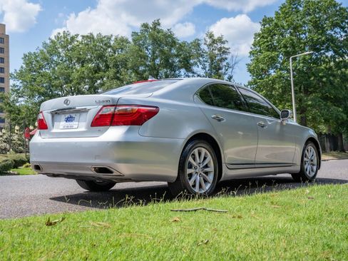 Used 2012 Lexus LS 460 AWD w/ Luxury Value Edition image 5