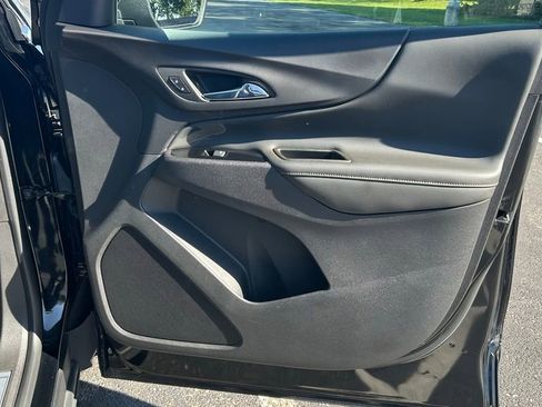Used 2024 Chevrolet Equinox Premier w/ LPO, Floor Liner Package image 9