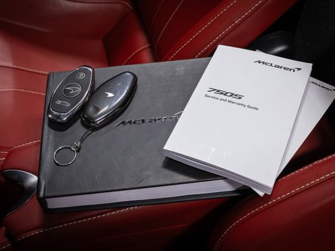 Used 2024 McLaren 750S Spider image 83