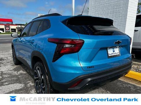 New 2026 Chevrolet Trax RS FWD image 3