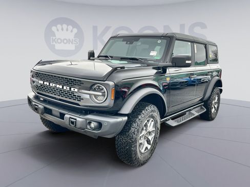 New 2025 Ford Bronco Badlands image 1