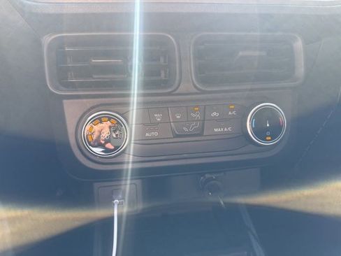 Used 2024 Ford Maverick XL image 7