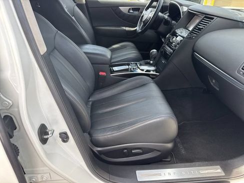 Used 2014 INFINITI QX70 AWD w/ Premium Package image 15