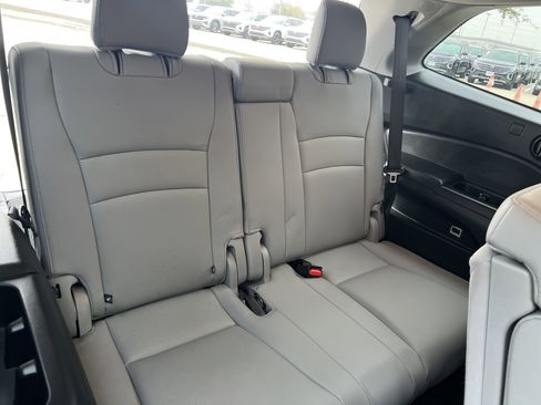 Used 2019 Honda Pilot EX-L image 24