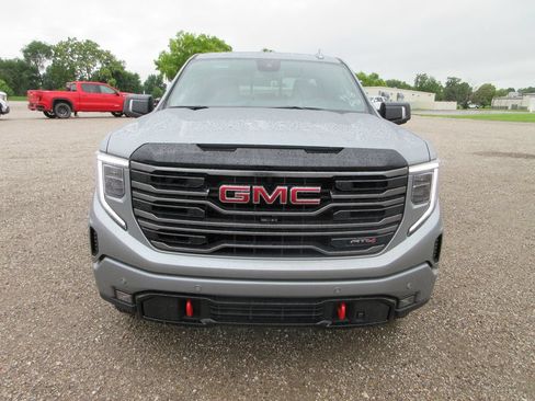 New 2026 GMC Sierra 1500 AT4 w/ AT4 Premium Package AWD/4WD image 11