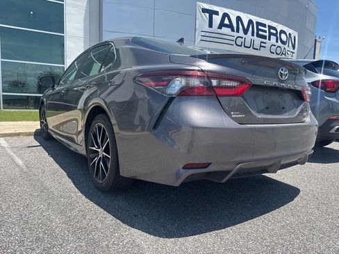 Used 2024 Toyota Camry SE FWD image 6