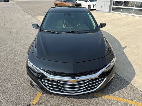 Used 2024 Chevrolet Malibu LT FWD image 11