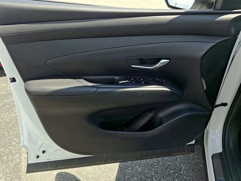 Used 2026 Hyundai Tucson SEL FWD image 12
