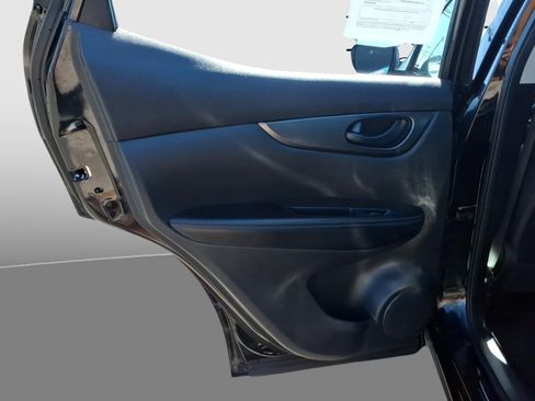 Used 2020 Nissan Rogue Sport S AWD/4WD image 23