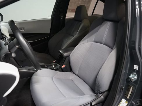 Certified 2025 Toyota Corolla SE image 26