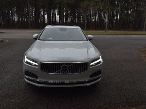 New 2024 Volvo S90 B6 Plus image 8