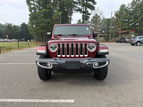 Used 2022 Jeep Wrangler Unlimited Sahara w/ LED Lighting Group AWD/4WD image 3