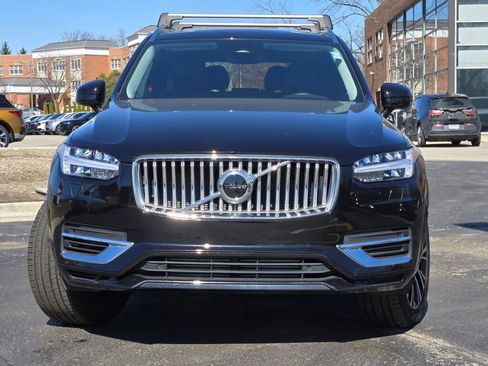 Used 2023 Volvo XC90 T8 Core image 7