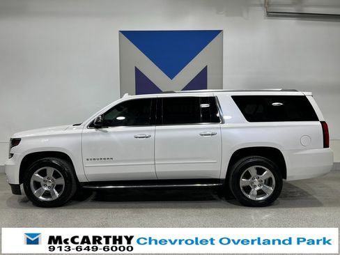 Used 2020 Chevrolet Suburban Premier image 8