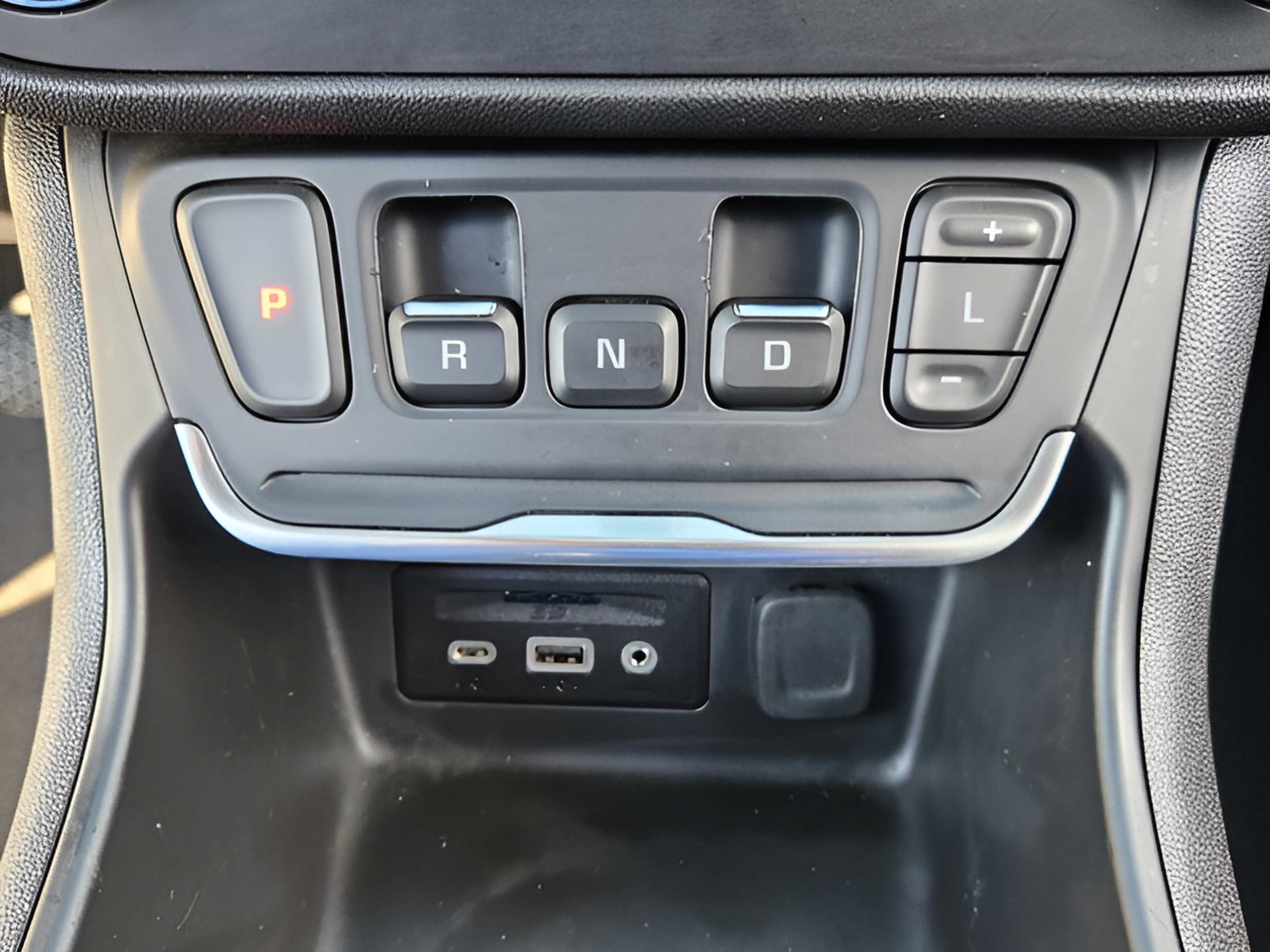 Used 2019 GMC Terrain SLT w/ Preferred Package FWD image 17