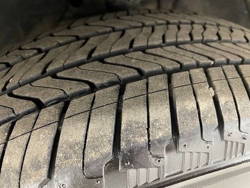 Used 2023 Chevrolet Equinox LS w/ LPO, Floor Liner Package AWD/4WD image 8