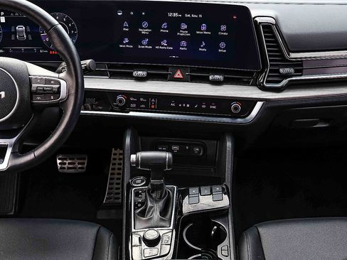 Certified 2025 Kia Sportage X-Pro image 11