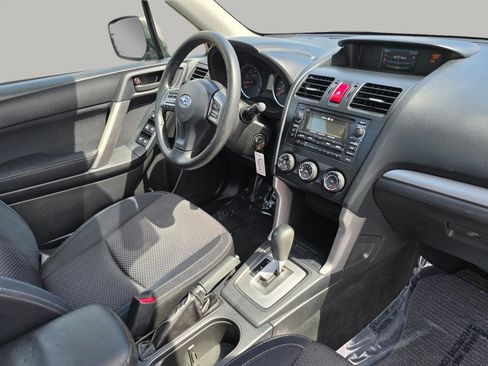 Used 2015 Subaru Forester 2.5i Premium AWD/4WD image 48