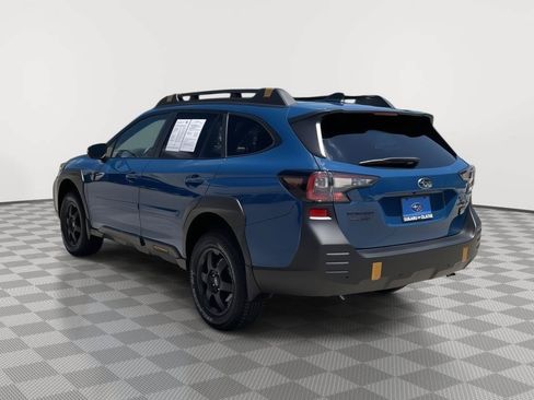 Used 2025 Subaru Outback Wilderness AWD/4WD image 13