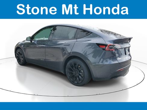 Used 2023 Tesla Model Y Long Range AWD/4WD image 4