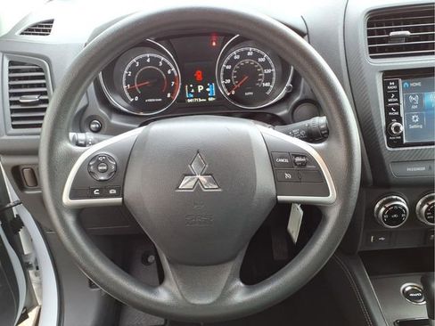 Used 2024 Mitsubishi Outlander Sport ES image 16